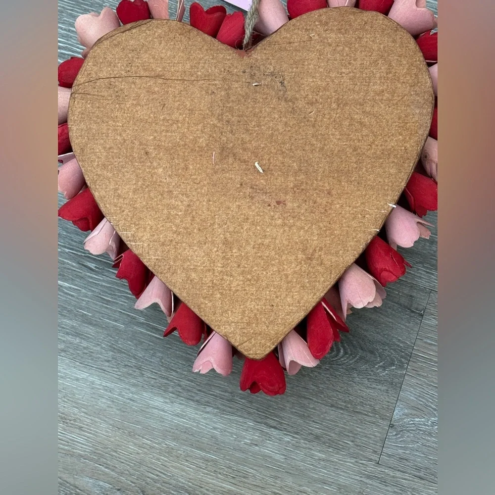 New Kohl's Celebrate Together Valentine’s Day Heart Rose Bud Wreath NWT
